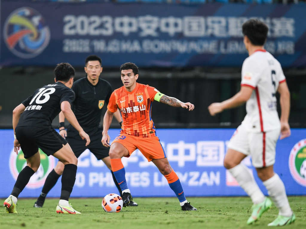 泰山队再战等等力今非昔比 克雷桑缺阵仍盼奇迹上演 泰山队再战等等力今非昔比 克雷桑缺阵仍盼奇迹上演